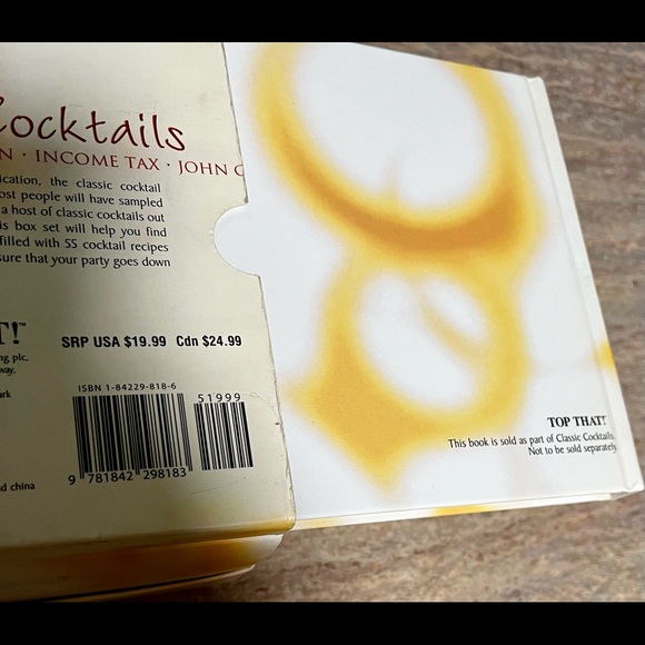 NIB Top that! Classic Cocktails shaker set with book - Picture 14 of 16